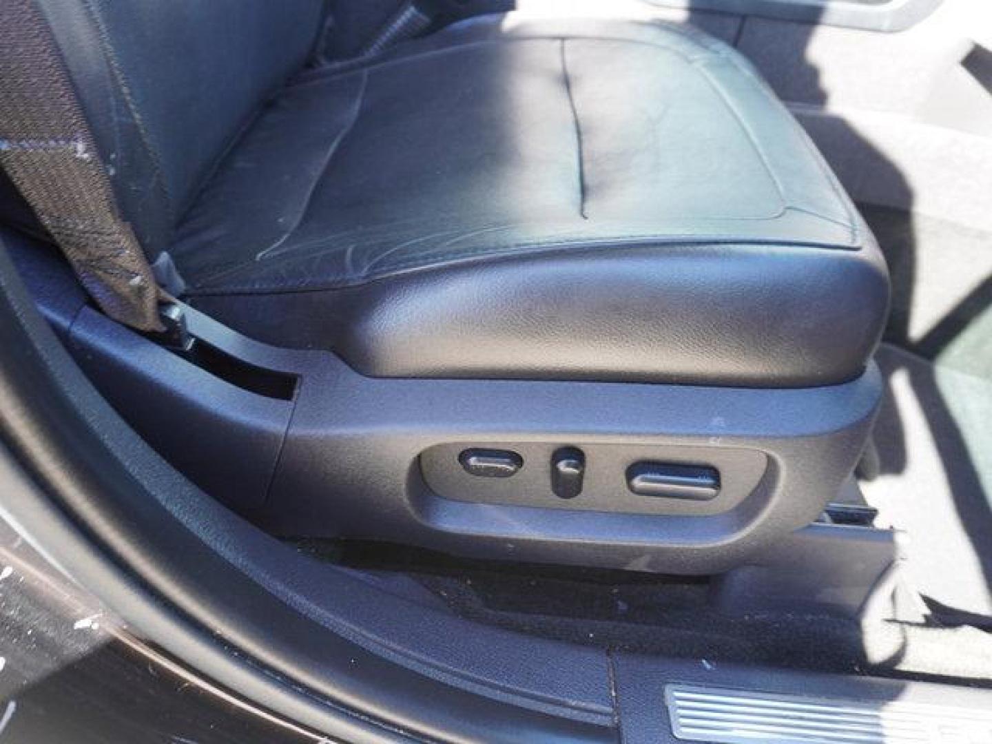 2013 Tuxedo Black Metallic /Charcoal Black Ford Flex 4dr Limited FWD (2FMGK5D88DB) with an 3.5L V6 engine, Automatic transmission, located at 6904 Johnston St., Lafayette, LA, 70503, (337) 988-1960, 30.143589, -92.100601 - Photo#49