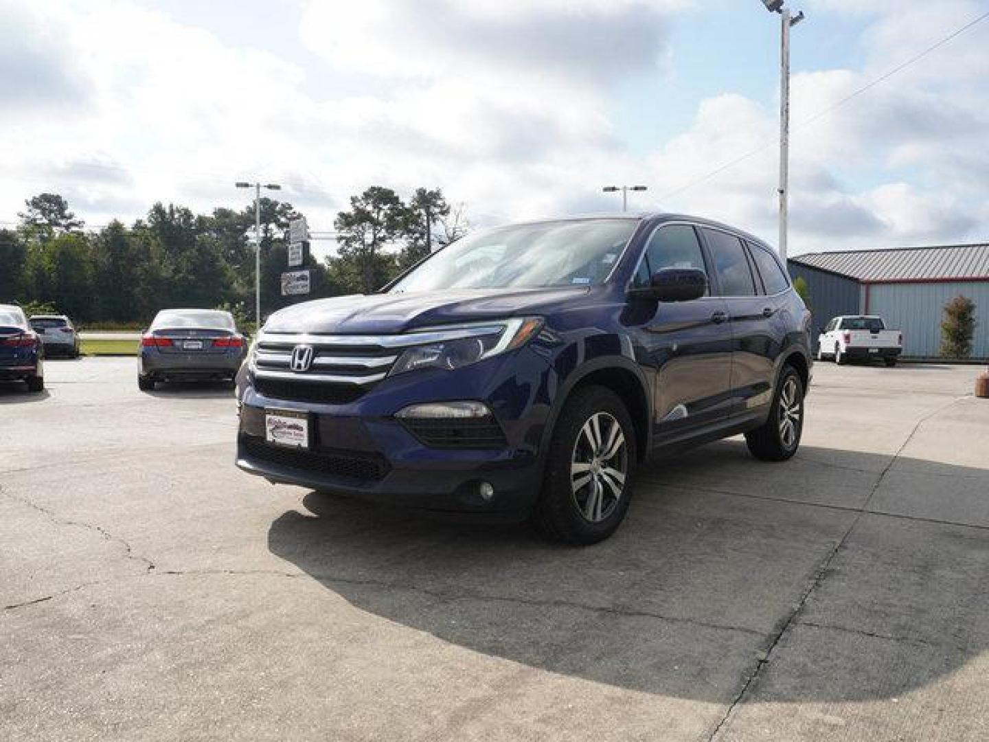 2017 Obsidian Blue Pearl /Beige Honda Pilot EX 2WD (5FNYF5H36HB) with an 3.5L V6 engine, Automatic transmission, located at 6904 Johnston St., Lafayette, LA, 70503, (337) 988-1960, 30.143589, -92.100601 - Photo#39