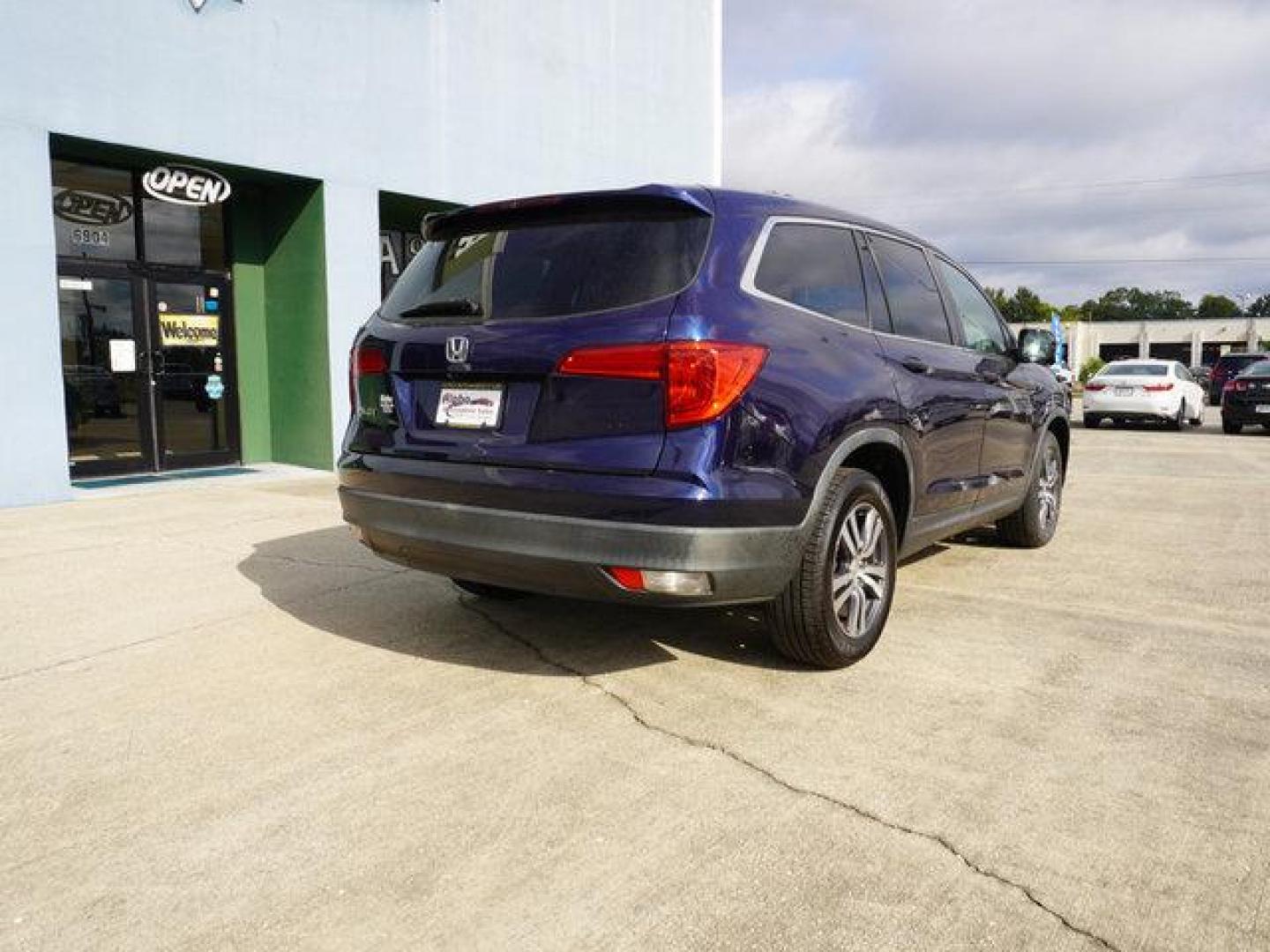 2017 Obsidian Blue Pearl /Beige Honda Pilot EX 2WD (5FNYF5H36HB) with an 3.5L V6 engine, Automatic transmission, located at 6904 Johnston St., Lafayette, LA, 70503, (337) 988-1960, 30.143589, -92.100601 - Photo#46