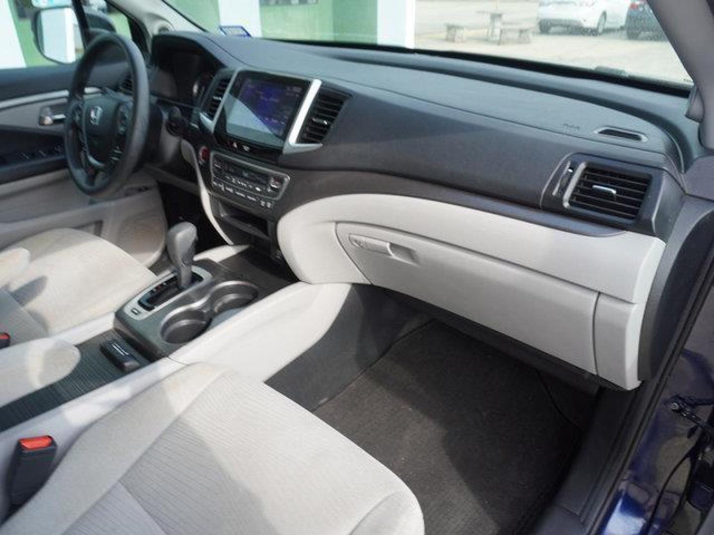 2017 Obsidian Blue Pearl /Beige Honda Pilot EX 2WD (5FNYF5H36HB) with an 3.5L V6 engine, Automatic transmission, located at 6904 Johnston St., Lafayette, LA, 70503, (337) 988-1960, 30.143589, -92.100601 - Photo#17