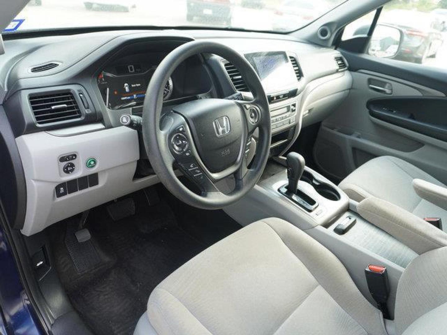 2017 Obsidian Blue Pearl /Beige Honda Pilot EX 2WD (5FNYF5H36HB) with an 3.5L V6 engine, Automatic transmission, located at 6904 Johnston St., Lafayette, LA, 70503, (337) 988-1960, 30.143589, -92.100601 - Photo#23