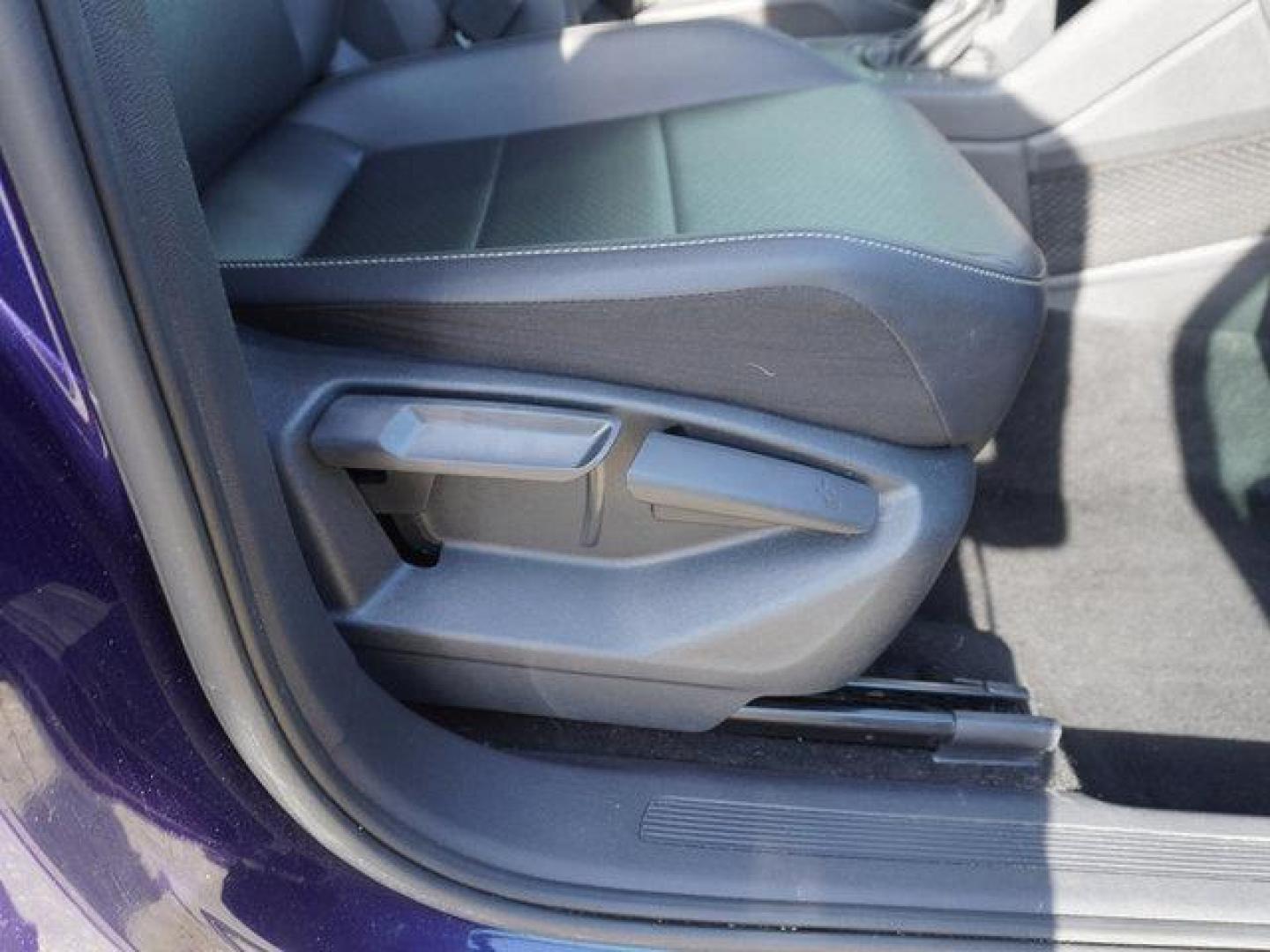 2021 Blue /Storm Gray Volkswagen Tiguan 2.0T SE FWD (3VV3B7AX7MM) with an 2.0L 4Cyl engine, Automatic transmission, located at 6904 Johnston St., Lafayette, LA, 70503, (337) 988-1960, 30.143589, -92.100601 - Photo#16