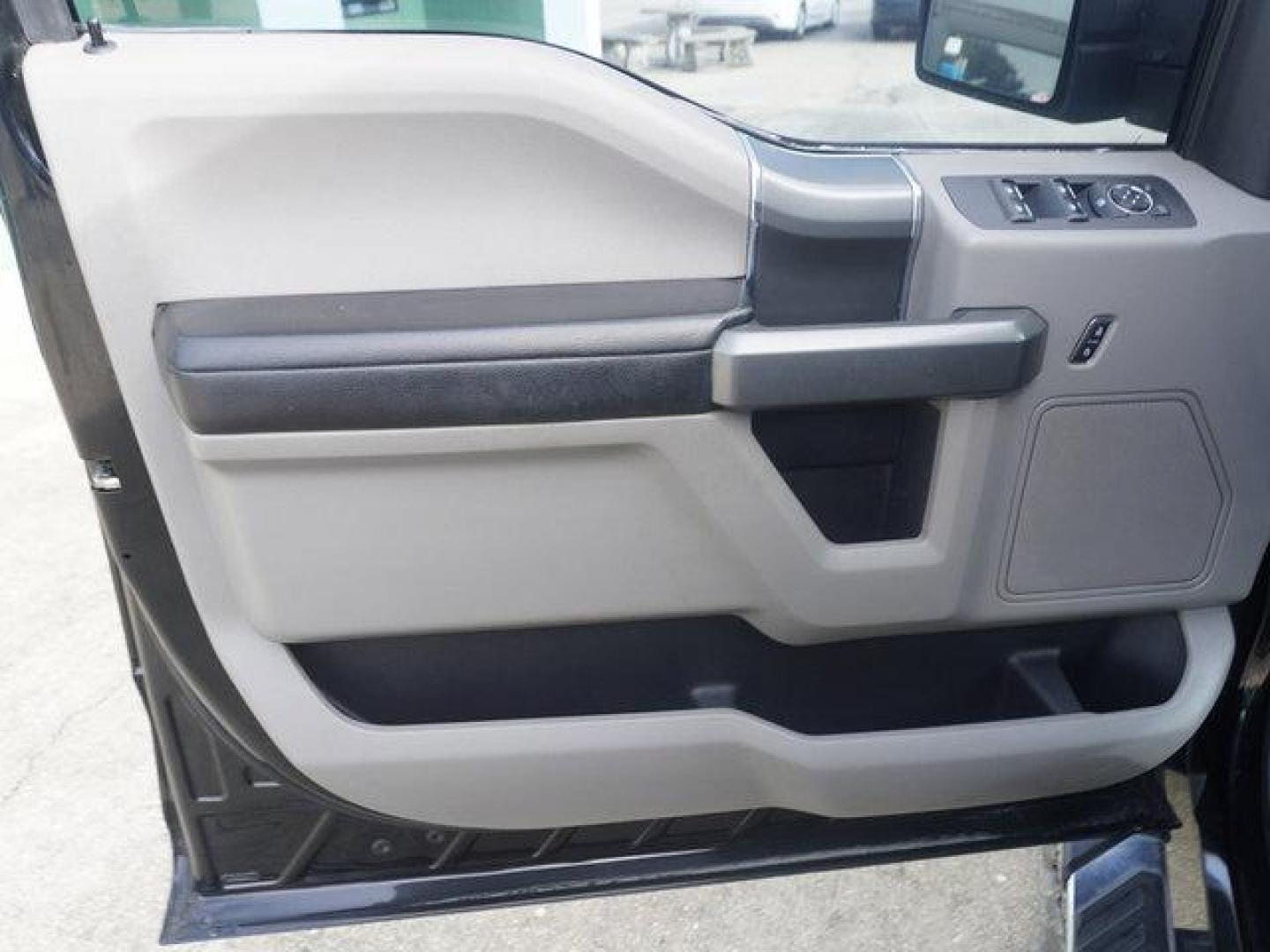 2016 Blue /Dark Earth Gray Ford F-150 2WD SuperCrew 157 XL (1FTEW1CGXGK) with an 3.5L 6 Cyl engine, Automatic transmission, located at 6904 Johnston St., Lafayette, LA, 70503, (337) 988-1960, 30.143589, -92.100601 - Photo#58