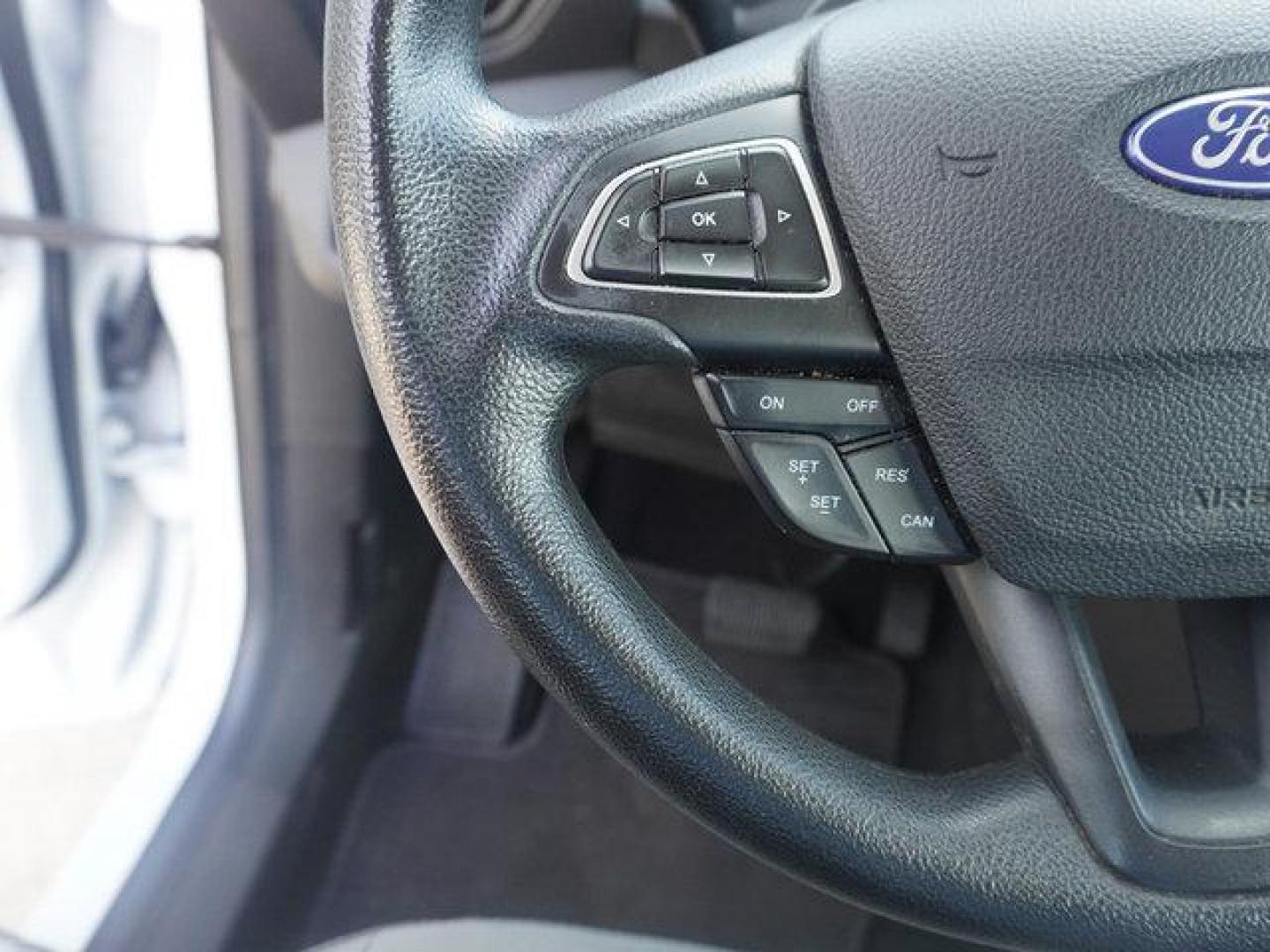 2019 Oxford White /Chromite Gray/Chrcl Black Ford Escape S FWD (1FMCU0F75KU) with an 2.5L 4Cyl engine, Automatic transmission, located at 6904 Johnston St., Lafayette, LA, 70503, (337) 988-1960, 30.143589, -92.100601 - Photo#63