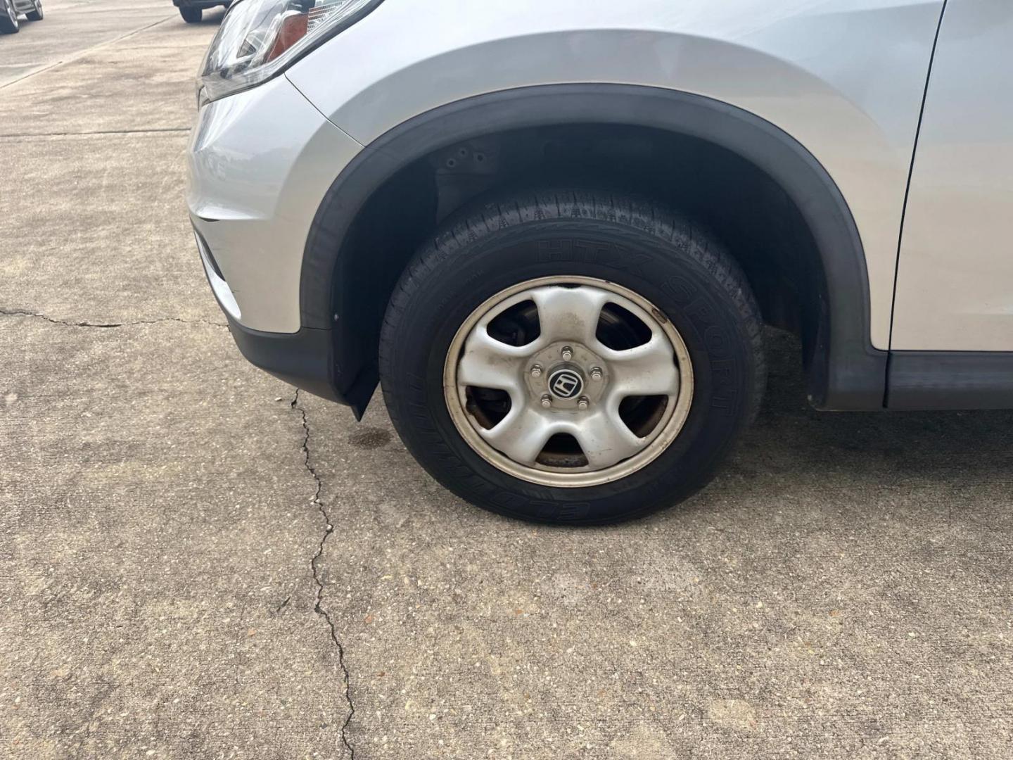 2016 Alabaster Silver Metallic /Gray Honda CR-V AWD 5dr LX (5J6RM4H35GL) , Automatic transmission, located at 6904 Johnston St., Lafayette, LA, 70503, (337) 988-1960, 30.143589, -92.100601 - Photo#6