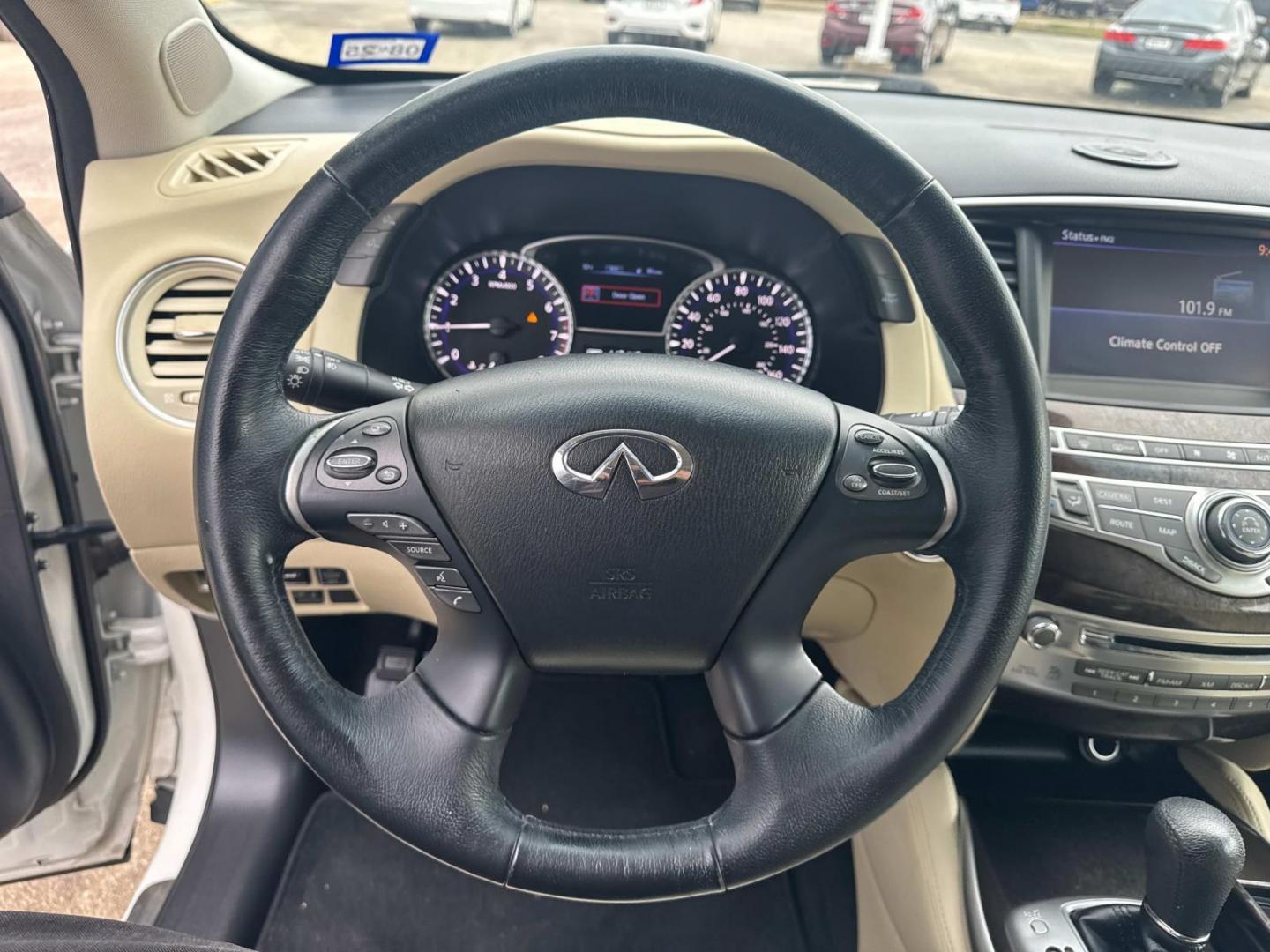 2015 Majestic White /Tan INFINITI QX60 FWD 4dr (5N1AL0MN6FC) , Automatic transmission, located at 6904 Johnston St., Lafayette, LA, 70503, (337) 988-1960, 30.143589, -92.100601 - Photo#28