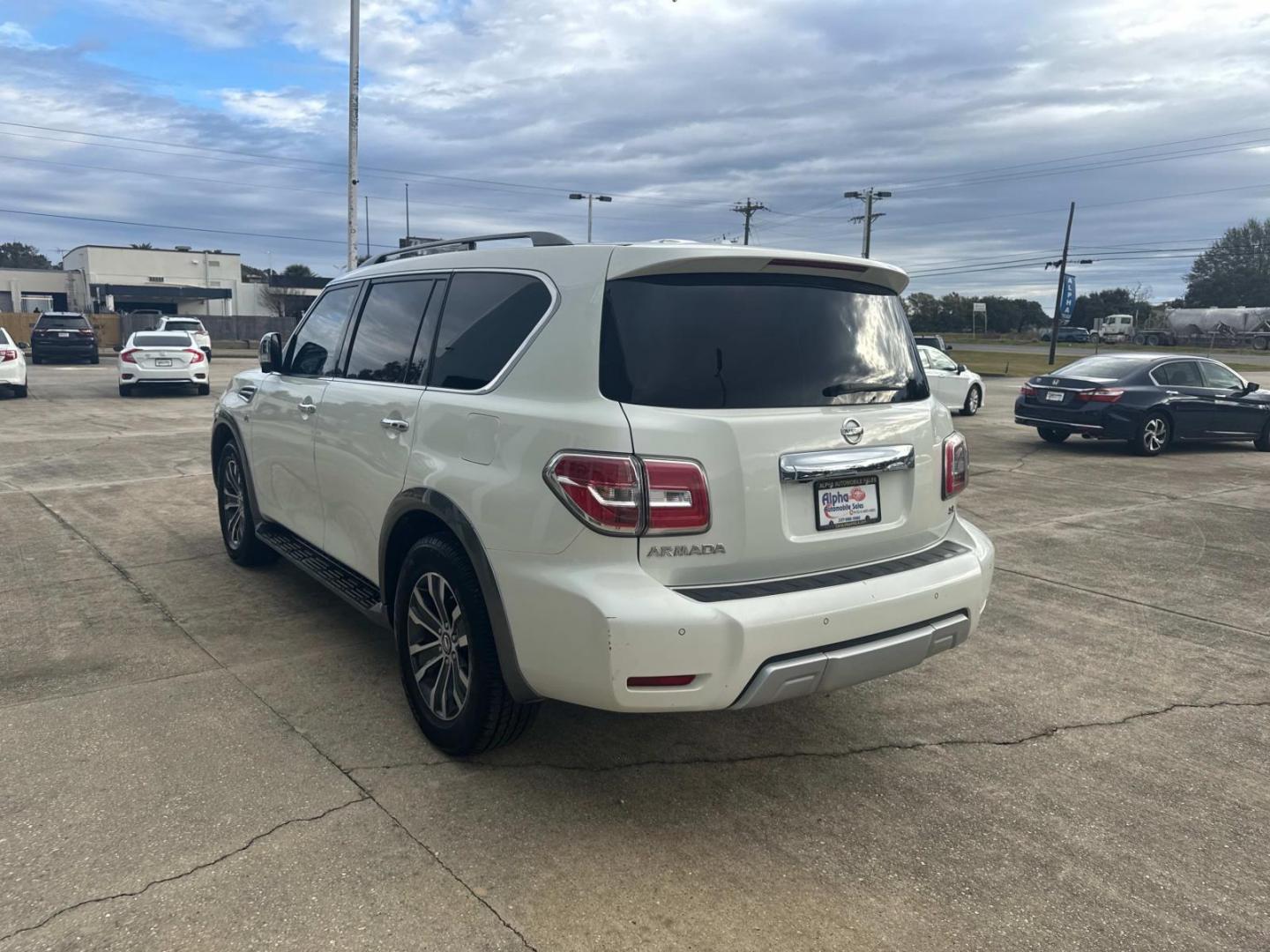 2018 Pearl White /Black Nissan Armada 4x2 SL (JN8AY2ND1J9) , N/A transmission, located at 6904 Johnston St., Lafayette, LA, 70503, (337) 988-1960, 30.143589, -92.100601 - Photo#7