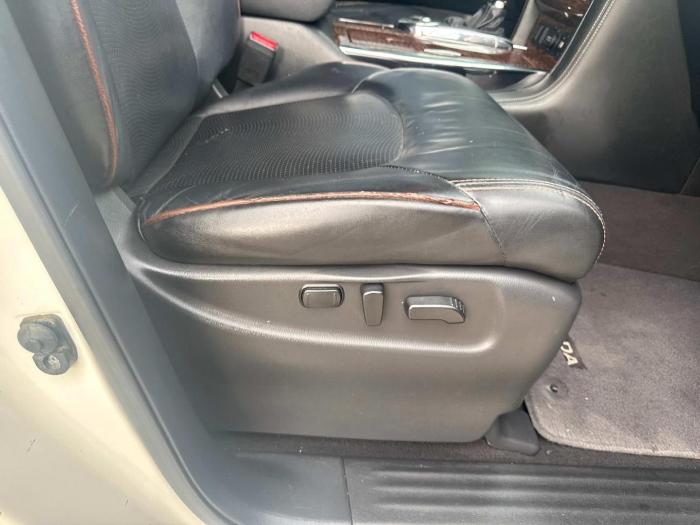 2018 Pearl White /Black Nissan Armada 4x2 SL (JN8AY2ND1J9) , N/A transmission, located at 6904 Johnston St., Lafayette, LA, 70503, (337) 988-1960, 30.143589, -92.100601 - Photo#16