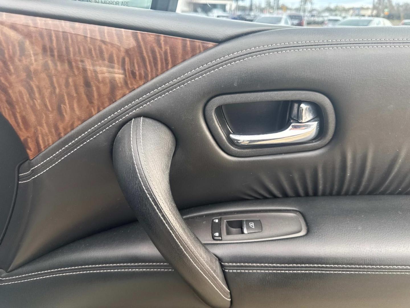 2018 Pearl White /Black Nissan Armada 4x2 SL (JN8AY2ND1J9) , N/A transmission, located at 6904 Johnston St., Lafayette, LA, 70503, (337) 988-1960, 30.143589, -92.100601 - Photo#19