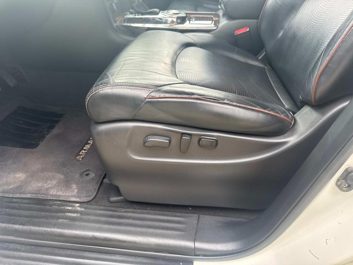 2018 Pearl White /Black Nissan Armada 4x2 SL (JN8AY2ND1J9) , N/A transmission, located at 6904 Johnston St., Lafayette, LA, 70503, (337) 988-1960, 30.143589, -92.100601 - Photo#22
