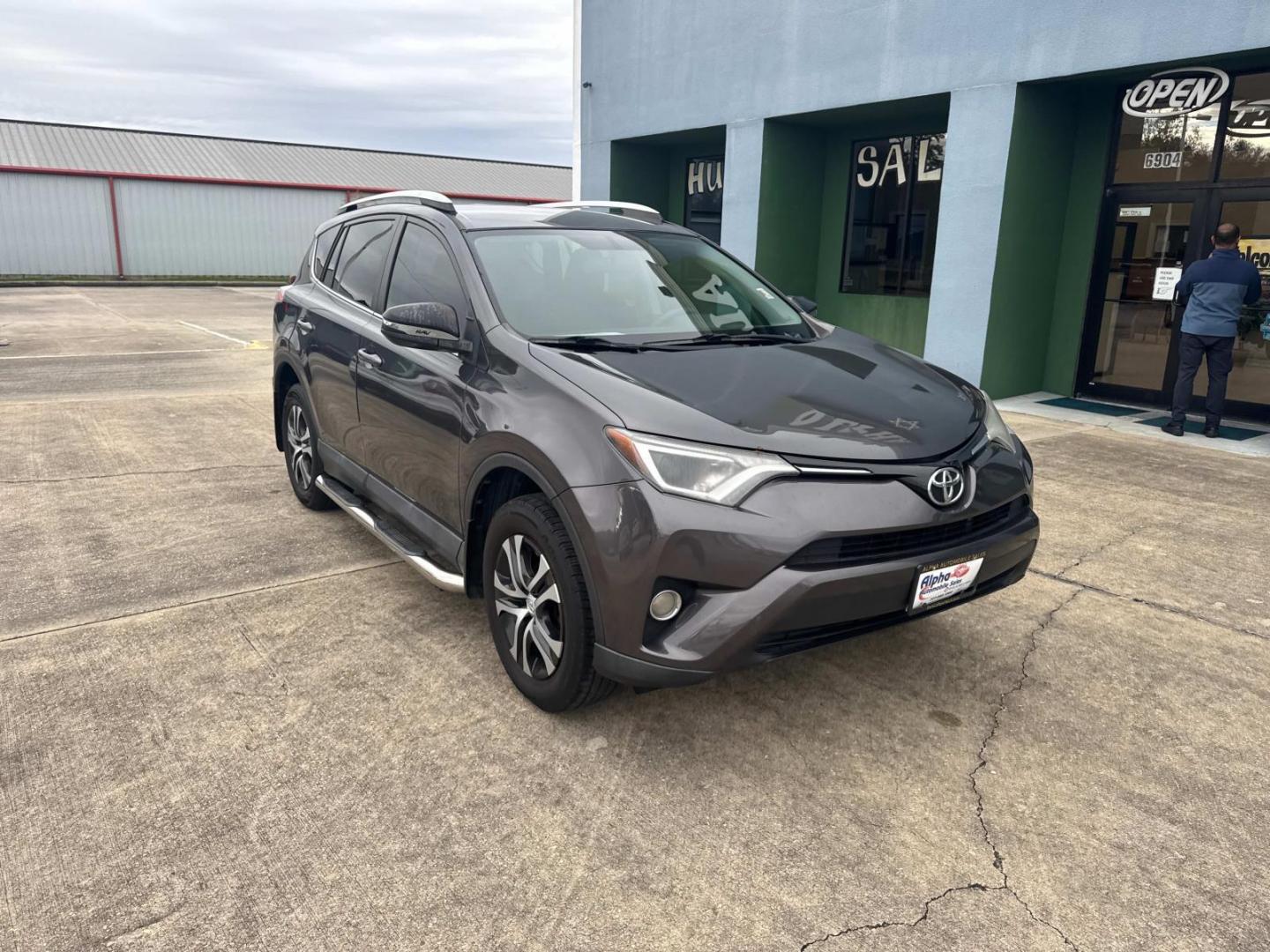 2016 Magnetic Gray Metallic /Gray Toyota RAV4 FWD 4dr LE (Natl) (2T3ZFREV8GW) , N/A transmission, located at 6904 Johnston St., Lafayette, LA, 70503, (337) 988-1960, 30.143589, -92.100601 - Photo#1