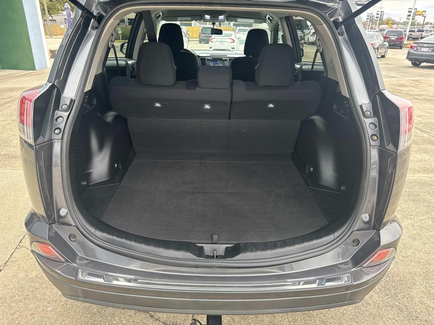 2016 Magnetic Gray Metallic /Gray Toyota RAV4 FWD 4dr LE (Natl) (2T3ZFREV8GW) , N/A transmission, located at 6904 Johnston St., Lafayette, LA, 70503, (337) 988-1960, 30.143589, -92.100601 - Photo#13