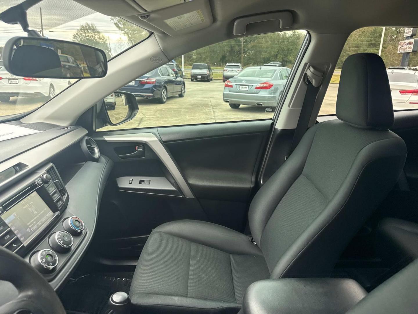 2016 Magnetic Gray Metallic /Gray Toyota RAV4 FWD 4dr LE (Natl) (2T3ZFREV8GW) , N/A transmission, located at 6904 Johnston St., Lafayette, LA, 70503, (337) 988-1960, 30.143589, -92.100601 - Photo#21