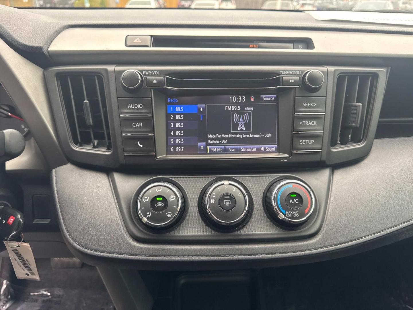2016 Magnetic Gray Metallic /Gray Toyota RAV4 FWD 4dr LE (Natl) (2T3ZFREV8GW) , N/A transmission, located at 6904 Johnston St., Lafayette, LA, 70503, (337) 988-1960, 30.143589, -92.100601 - Photo#31