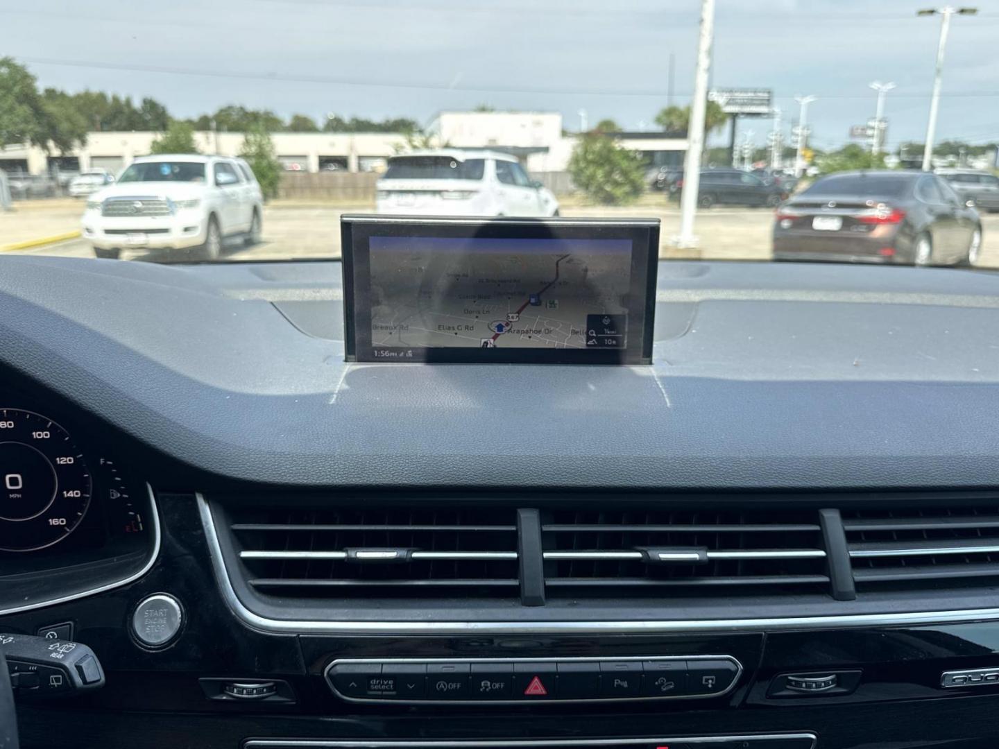 2017 Silver /Black Audi Q7 3.0 TFSI Premium Plus (WA1LAAF7XHD) , Automatic transmission, located at 6904 Johnston St., Lafayette, LA, 70503, (337) 988-1960, 30.143589, -92.100601- Photo#25