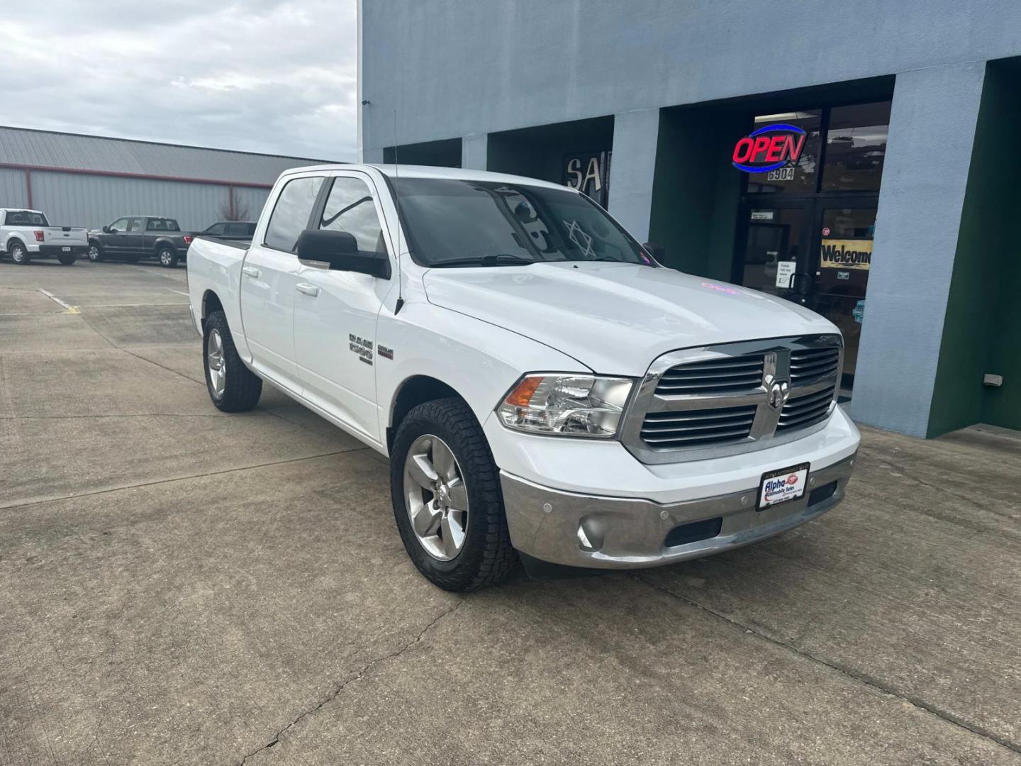 2019 White /Gray Ram 1500 Classic Lone Star 4x2 Crew Cab 5'7 Box (1C6RR6LT1KS) , Automatic transmission, located at 6904 Johnston St., Lafayette, LA, 70503, (337) 988-1960, 30.143589, -92.100601 - Photo#1