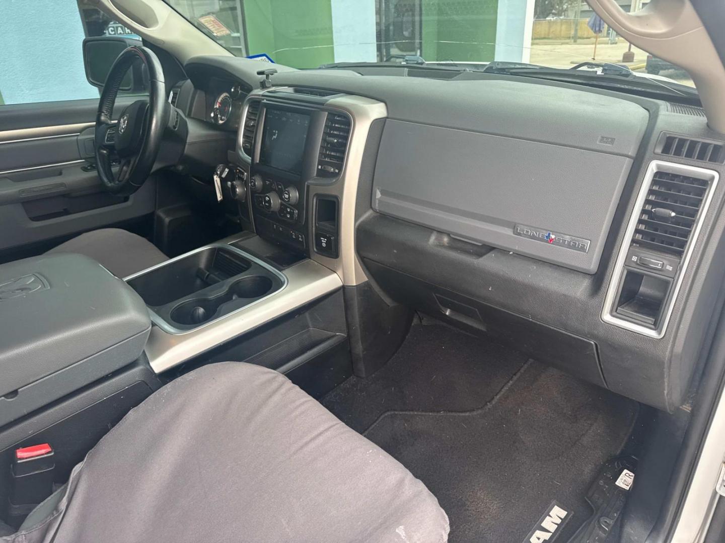 2019 White /Gray Ram 1500 Classic Lone Star 4x2 Crew Cab 5'7 Box (1C6RR6LT1KS) , Automatic transmission, located at 6904 Johnston St., Lafayette, LA, 70503, (337) 988-1960, 30.143589, -92.100601 - Photo#17