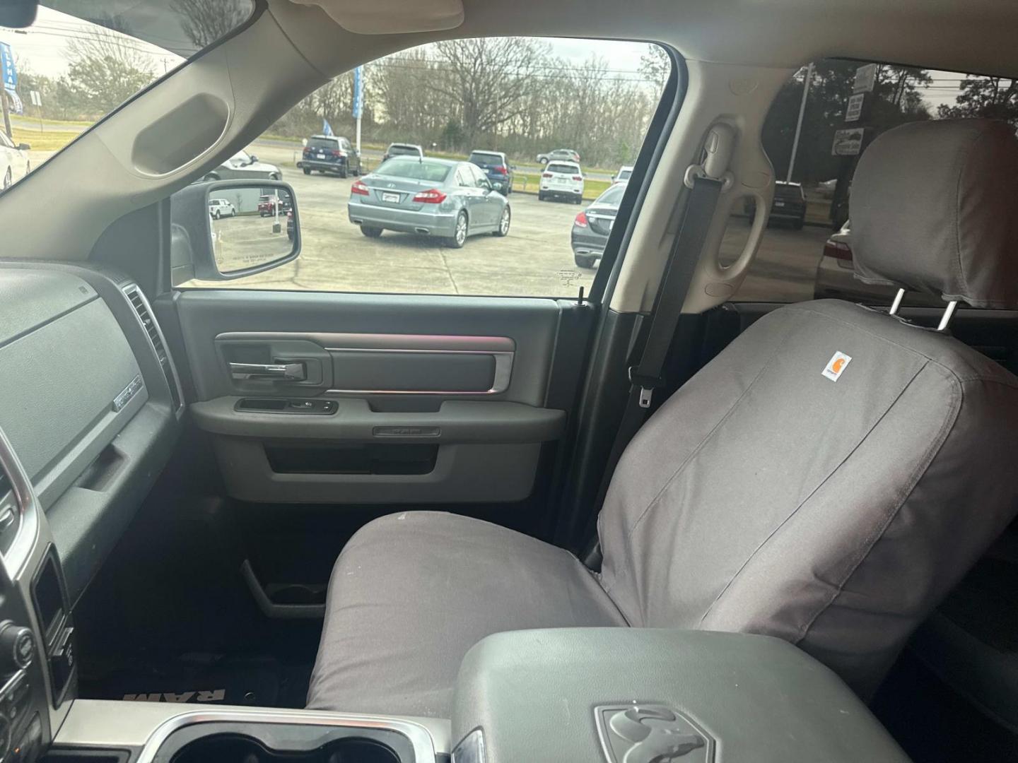 2019 White /Gray Ram 1500 Classic Lone Star 4x2 Crew Cab 5'7 Box (1C6RR6LT1KS) , Automatic transmission, located at 6904 Johnston St., Lafayette, LA, 70503, (337) 988-1960, 30.143589, -92.100601 - Photo#21