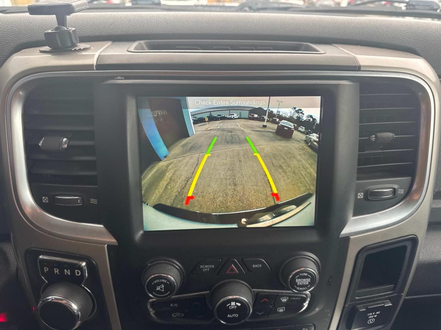 2019 White /Gray Ram 1500 Classic Lone Star 4x2 Crew Cab 5'7 Box (1C6RR6LT1KS) , Automatic transmission, located at 6904 Johnston St., Lafayette, LA, 70503, (337) 988-1960, 30.143589, -92.100601 - Photo#32