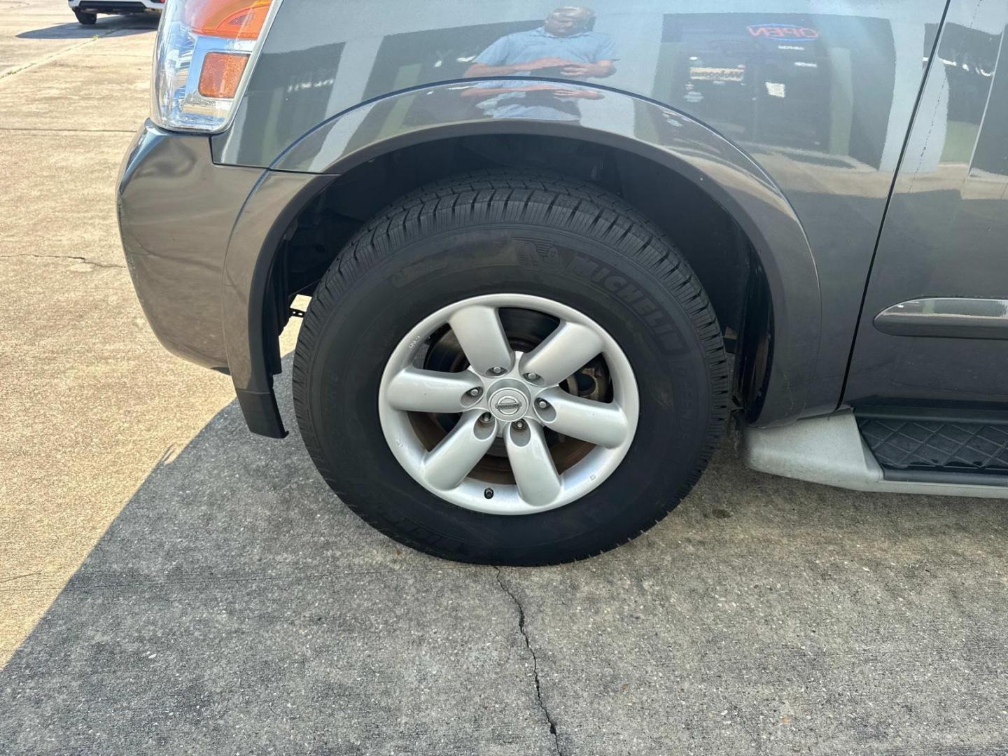 2012 Lakeshore Slate Metallic /Black Nissan Armada 2WD 4dr SV (5N1BA0ND0CN) , N/A transmission, located at 6904 Johnston St., Lafayette, LA, 70503, (337) 988-1960, 30.143589, -92.100601 - Photo#5