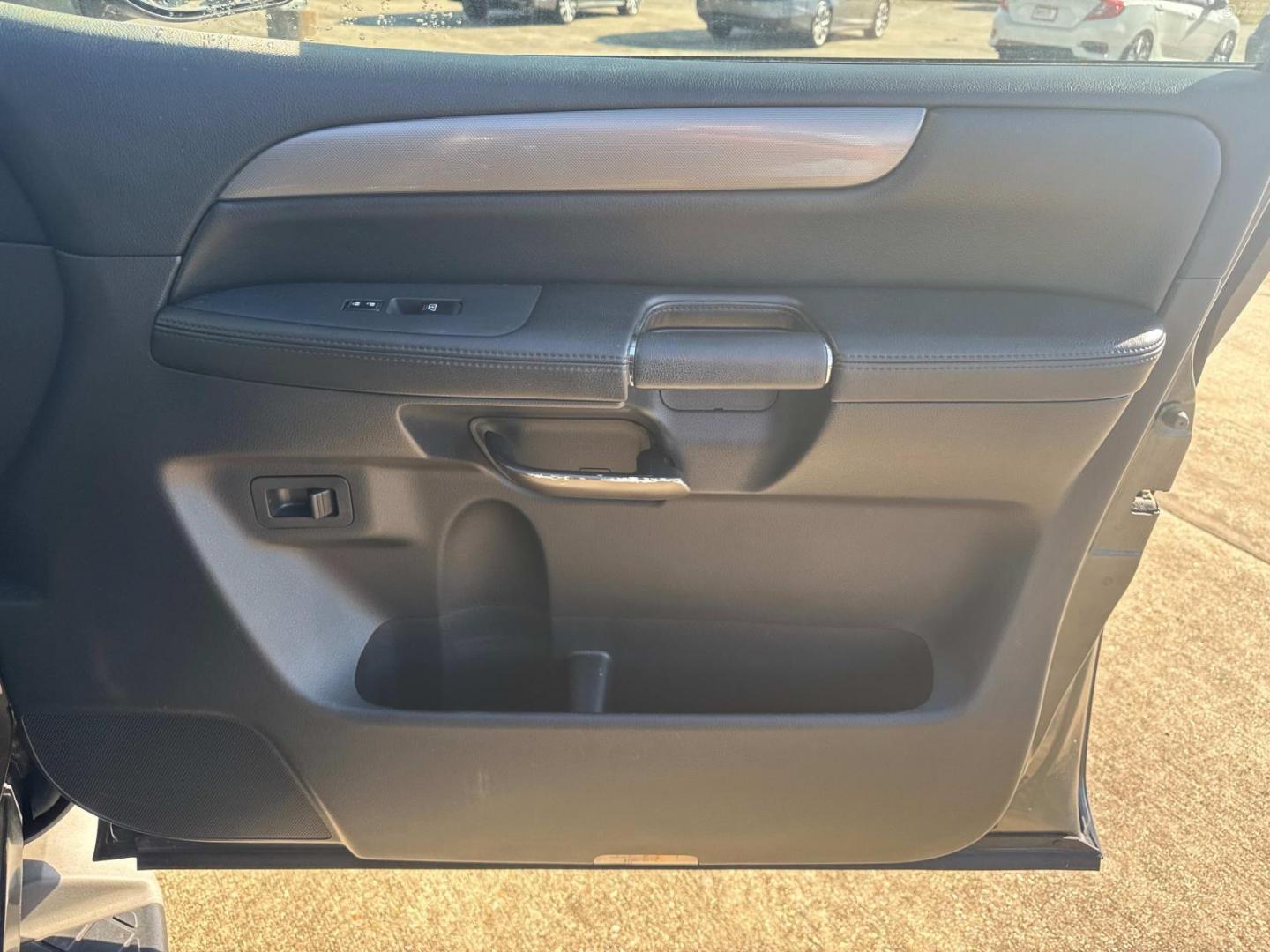 2012 Lakeshore Slate Metallic /Black Nissan Armada 2WD 4dr SV (5N1BA0ND0CN) , N/A transmission, located at 6904 Johnston St., Lafayette, LA, 70503, (337) 988-1960, 30.143589, -92.100601 - Photo#18