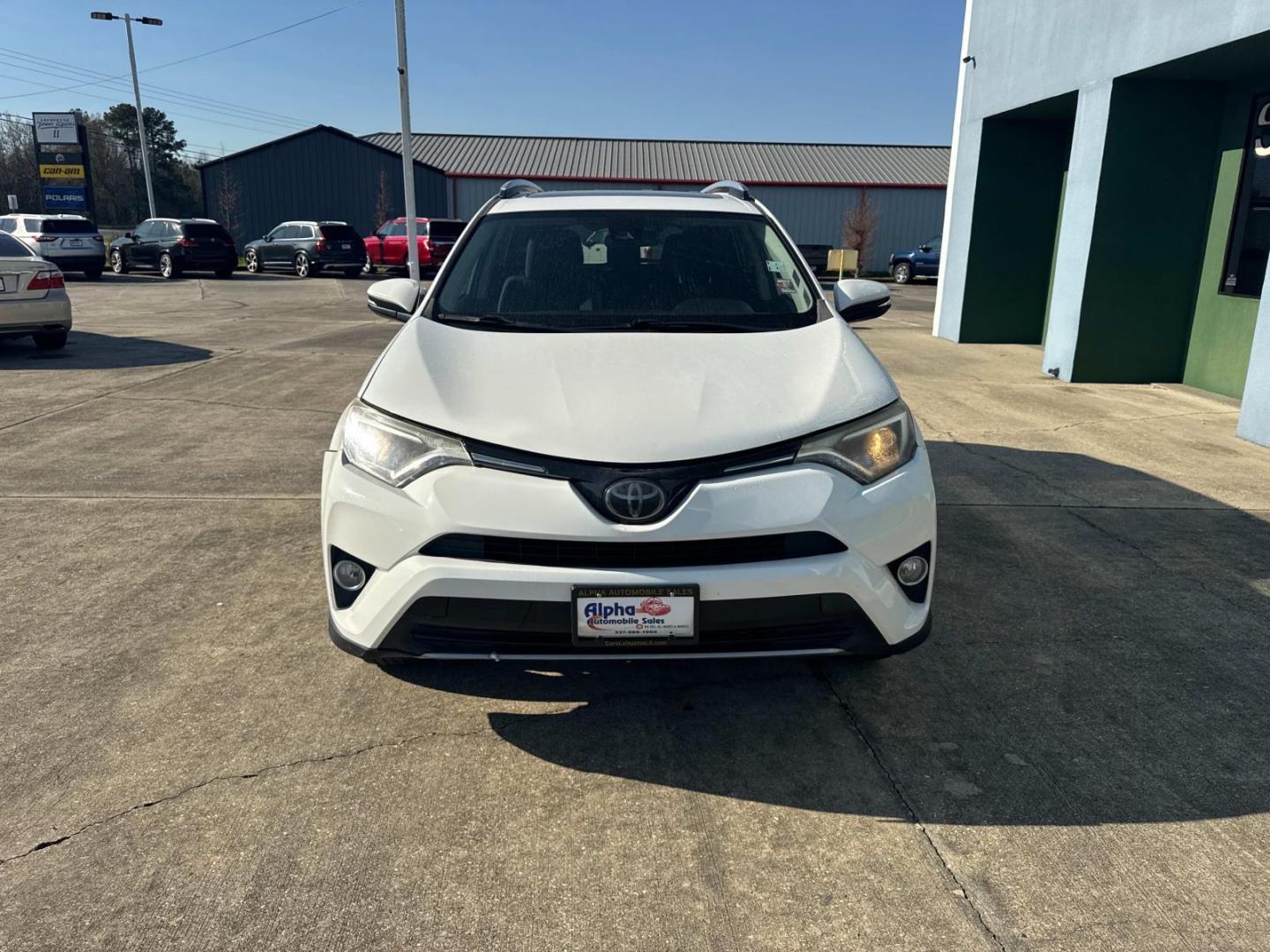 2017 White /Ash Toyota RAV4 XLE FWD (Natl) (JTMWFREV4HJ) , N/A transmission, located at 6904 Johnston St., Lafayette, LA, 70503, (337) 988-1960, 30.143589, -92.100601 - Photo#2