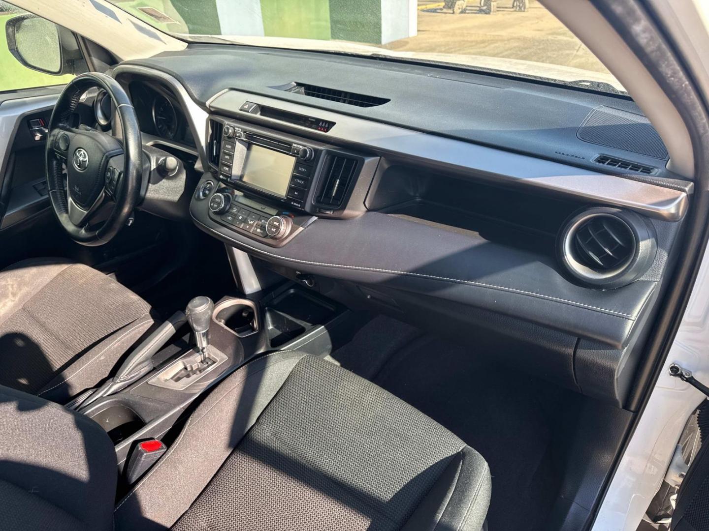 2017 White /Ash Toyota RAV4 XLE FWD (Natl) (JTMWFREV4HJ) , N/A transmission, located at 6904 Johnston St., Lafayette, LA, 70503, (337) 988-1960, 30.143589, -92.100601 - Photo#17