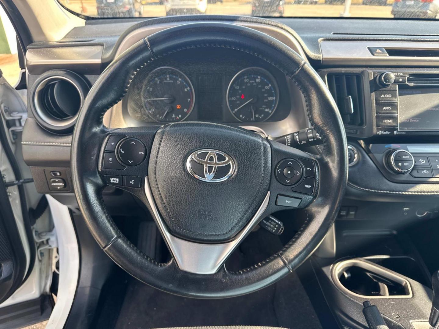 2017 White /Ash Toyota RAV4 XLE FWD (Natl) (JTMWFREV4HJ) , N/A transmission, located at 6904 Johnston St., Lafayette, LA, 70503, (337) 988-1960, 30.143589, -92.100601 - Photo#28