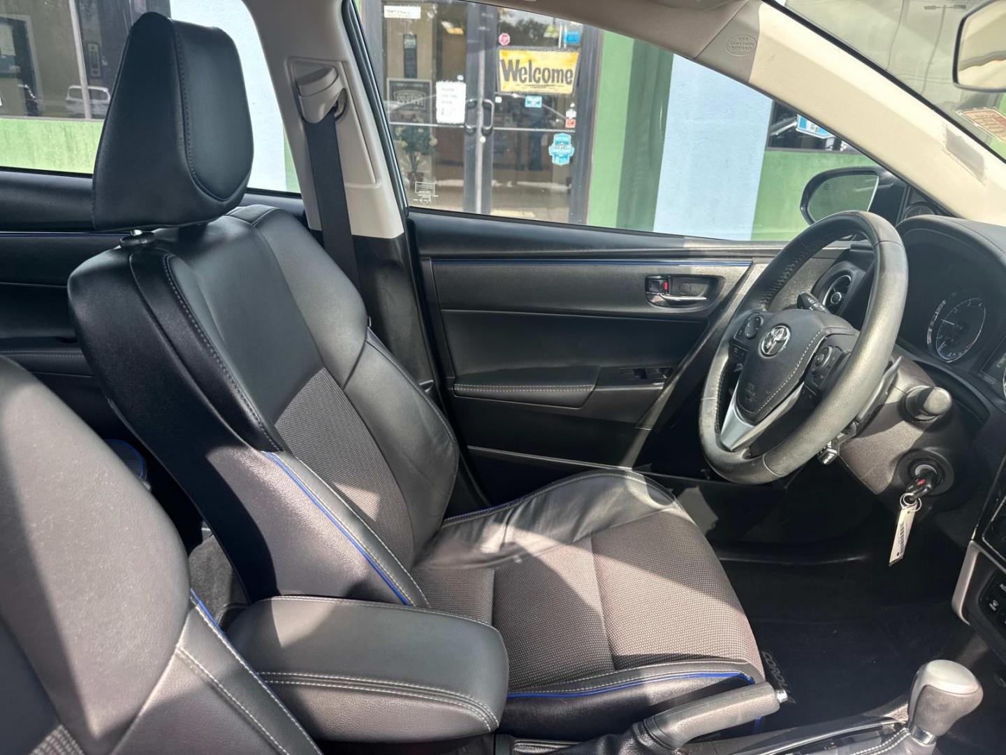 2018 Blue Crush Metallic /Black Toyota Corolla SE Manual (Natl) (5YFBURHE9JP) , N/A transmission, located at 6904 Johnston St., Lafayette, LA, 70503, (337) 988-1960, 30.143589, -92.100601 - Photo#14