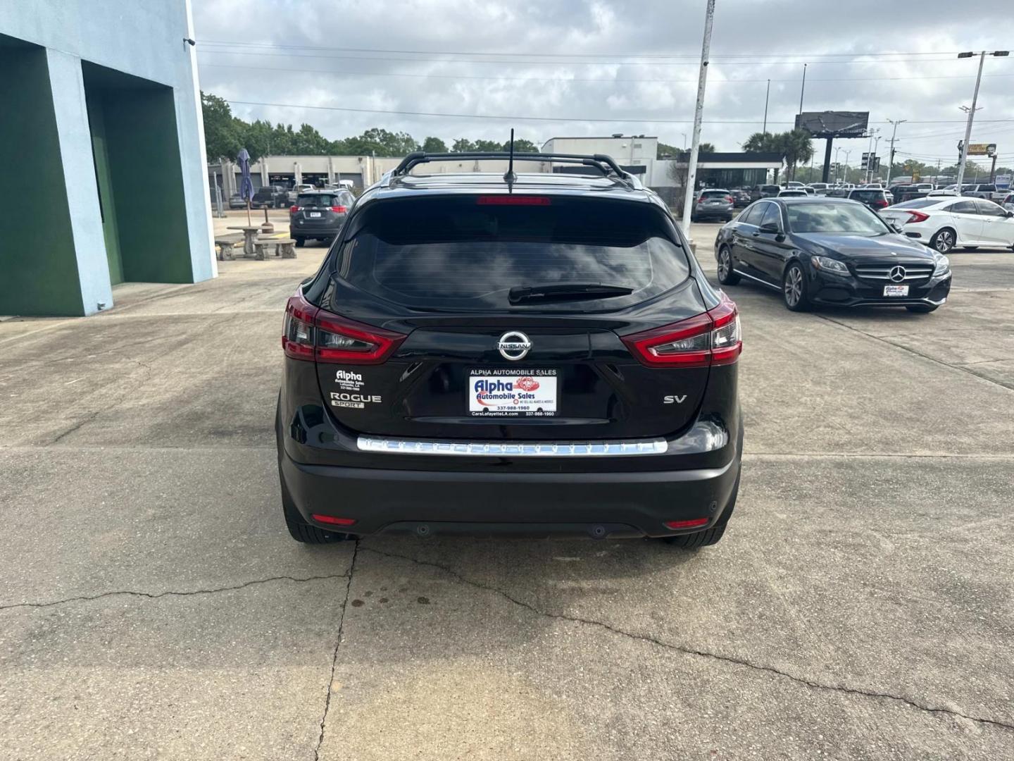 2020 Black /Black Nissan Rogue Sport FWD SV (JN1BJ1CV7LW) , Automatic transmission, located at 6904 Johnston St., Lafayette, LA, 70503, (337) 988-1960, 30.143589, -92.100601 - Photo#8