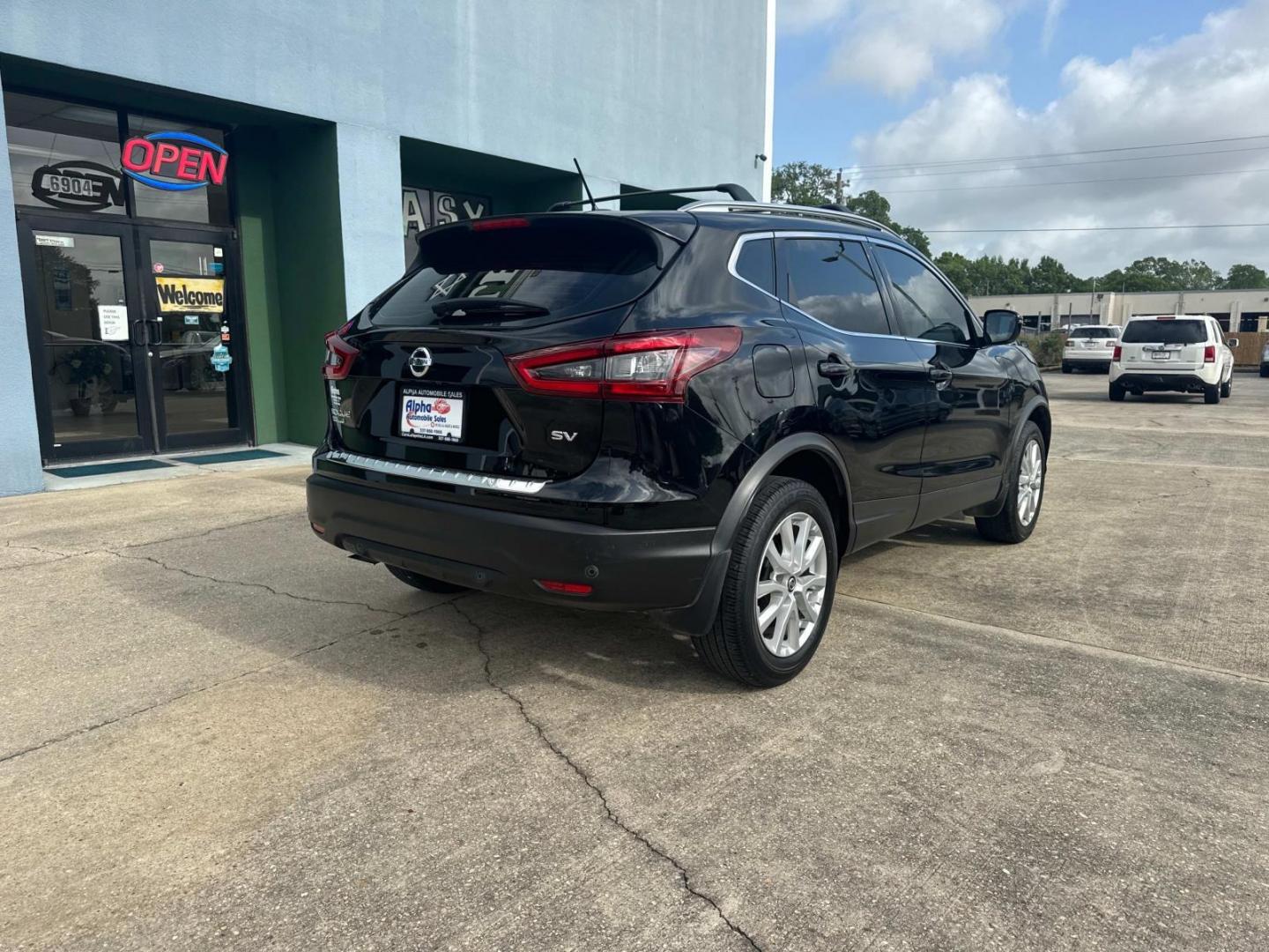 2020 Black /Black Nissan Rogue Sport FWD SV (JN1BJ1CV7LW) , Automatic transmission, located at 6904 Johnston St., Lafayette, LA, 70503, (337) 988-1960, 30.143589, -92.100601 - Photo#11
