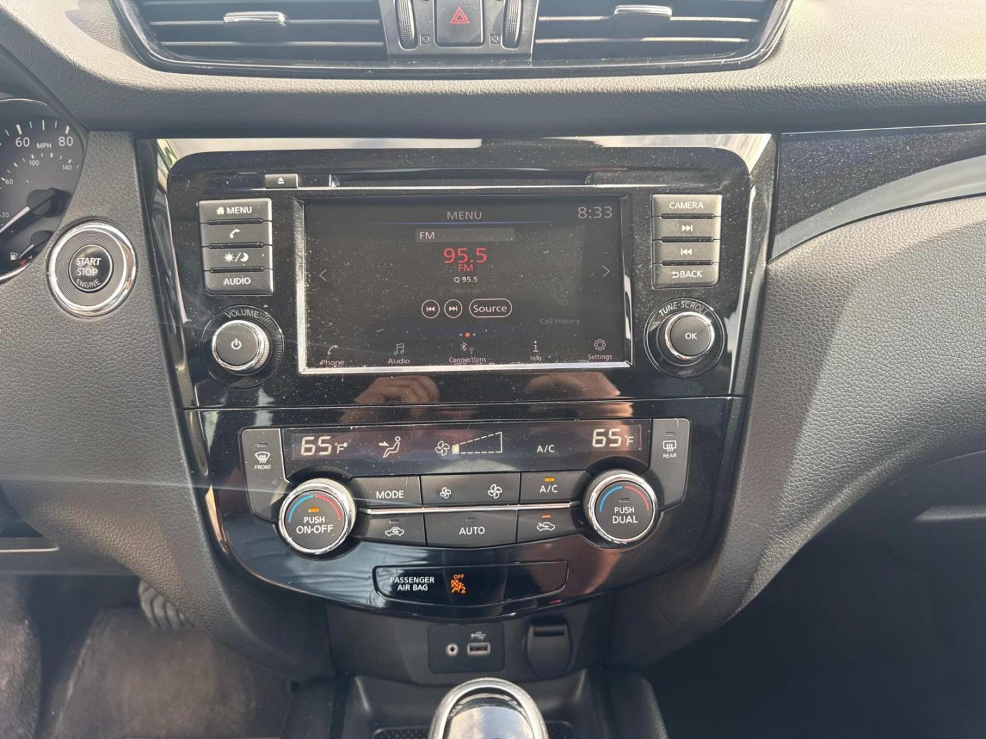 2020 Black /Black Nissan Rogue Sport FWD SV (JN1BJ1CV7LW) , Automatic transmission, located at 6904 Johnston St., Lafayette, LA, 70503, (337) 988-1960, 30.143589, -92.100601 - Photo#28