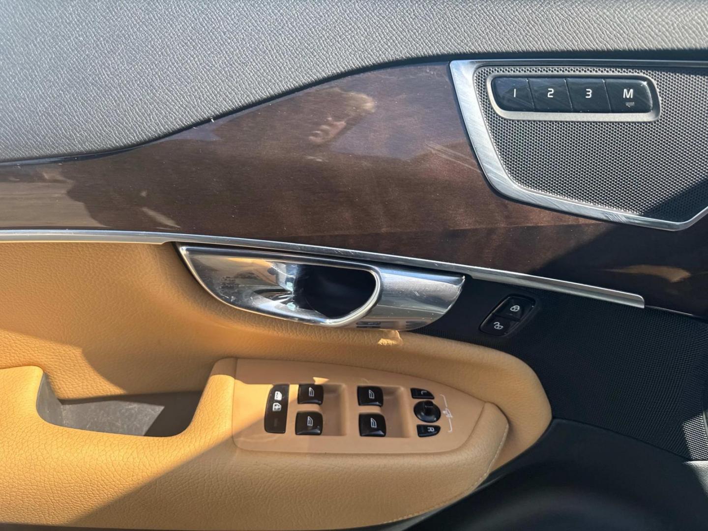 2017 Crystal White Pearl Metallic /Amber Volvo XC90 T6 AWD 7-Passenger Momentum (YV4A22PK3H1) , N/A transmission, located at 6904 Johnston St., Lafayette, LA, 70503, (337) 988-1960, 30.143589, -92.100601 - Photo#26