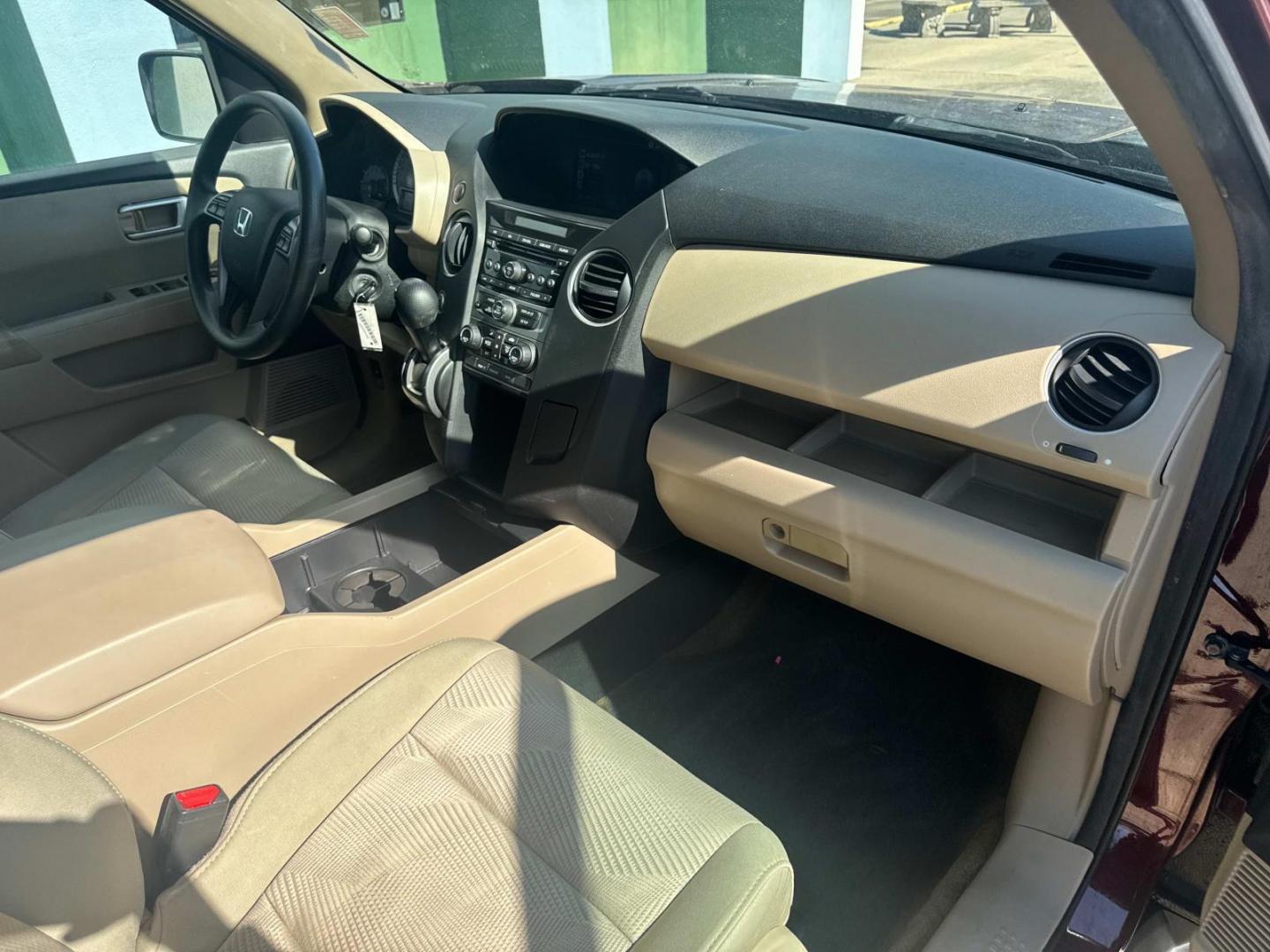 2014 Dark Cherry Pearl /Beige Honda Pilot 4WD 4dr LX (5FNYF4H20EB) , Automatic transmission, located at 6904 Johnston St., Lafayette, LA, 70503, (337) 988-1960, 30.143589, -92.100601 - Photo#17