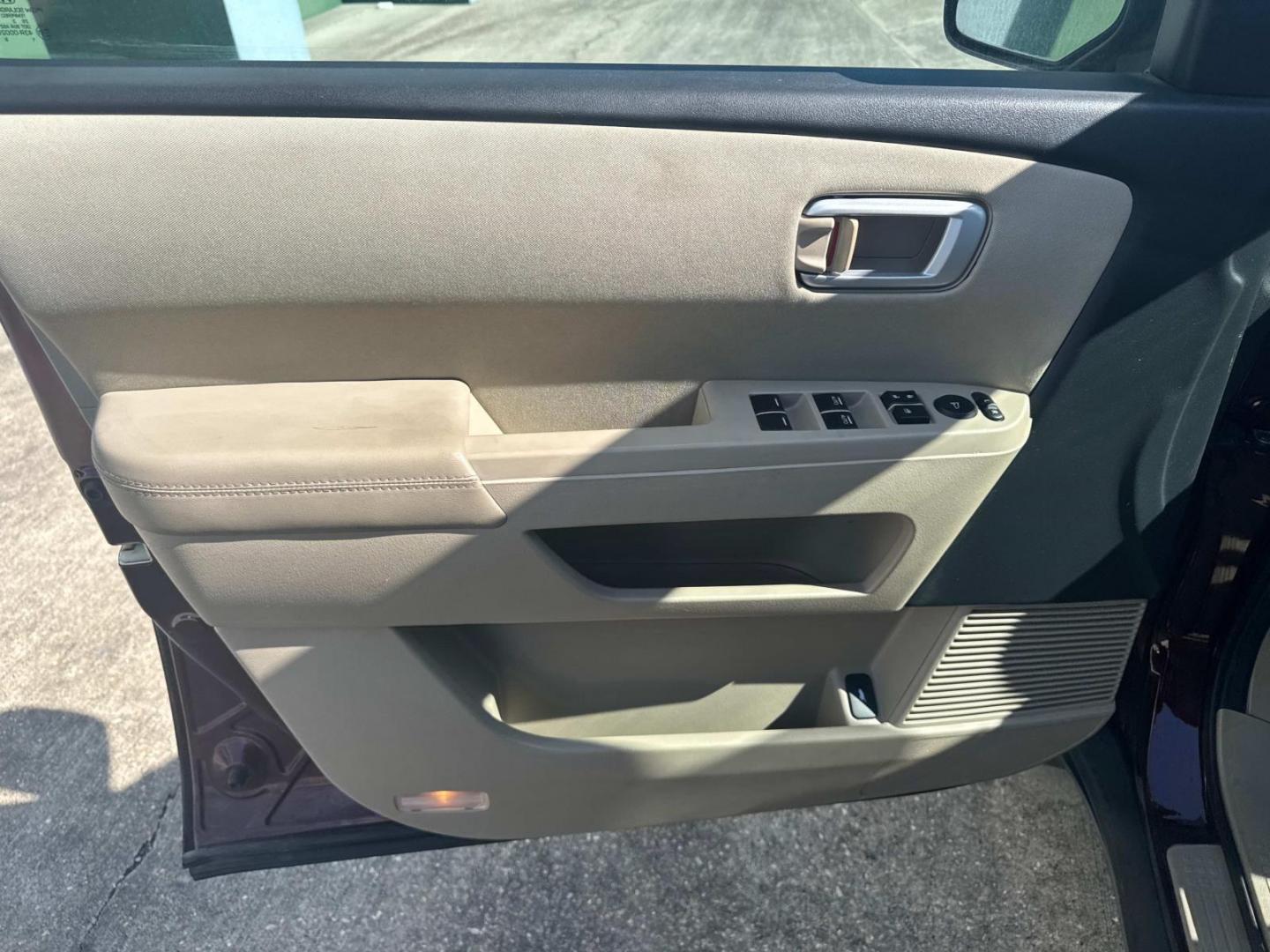 2014 Dark Cherry Pearl /Beige Honda Pilot 4WD 4dr LX (5FNYF4H20EB) , Automatic transmission, located at 6904 Johnston St., Lafayette, LA, 70503, (337) 988-1960, 30.143589, -92.100601 - Photo#24