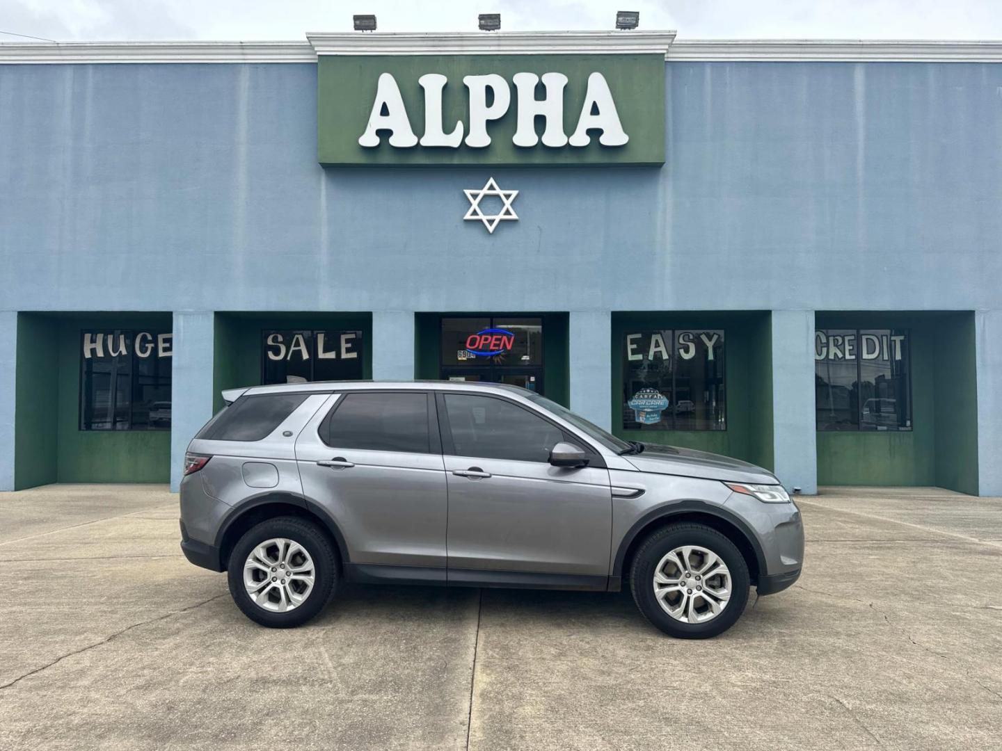 2020 Gray /Ebony Land Rover Discovery Sport S 4WD (SALCJ2FX4LH) , N/A transmission, located at 6904 Johnston St., Lafayette, LA, 70503, (337) 988-1960, 30.143589, -92.100601 - Photo#0