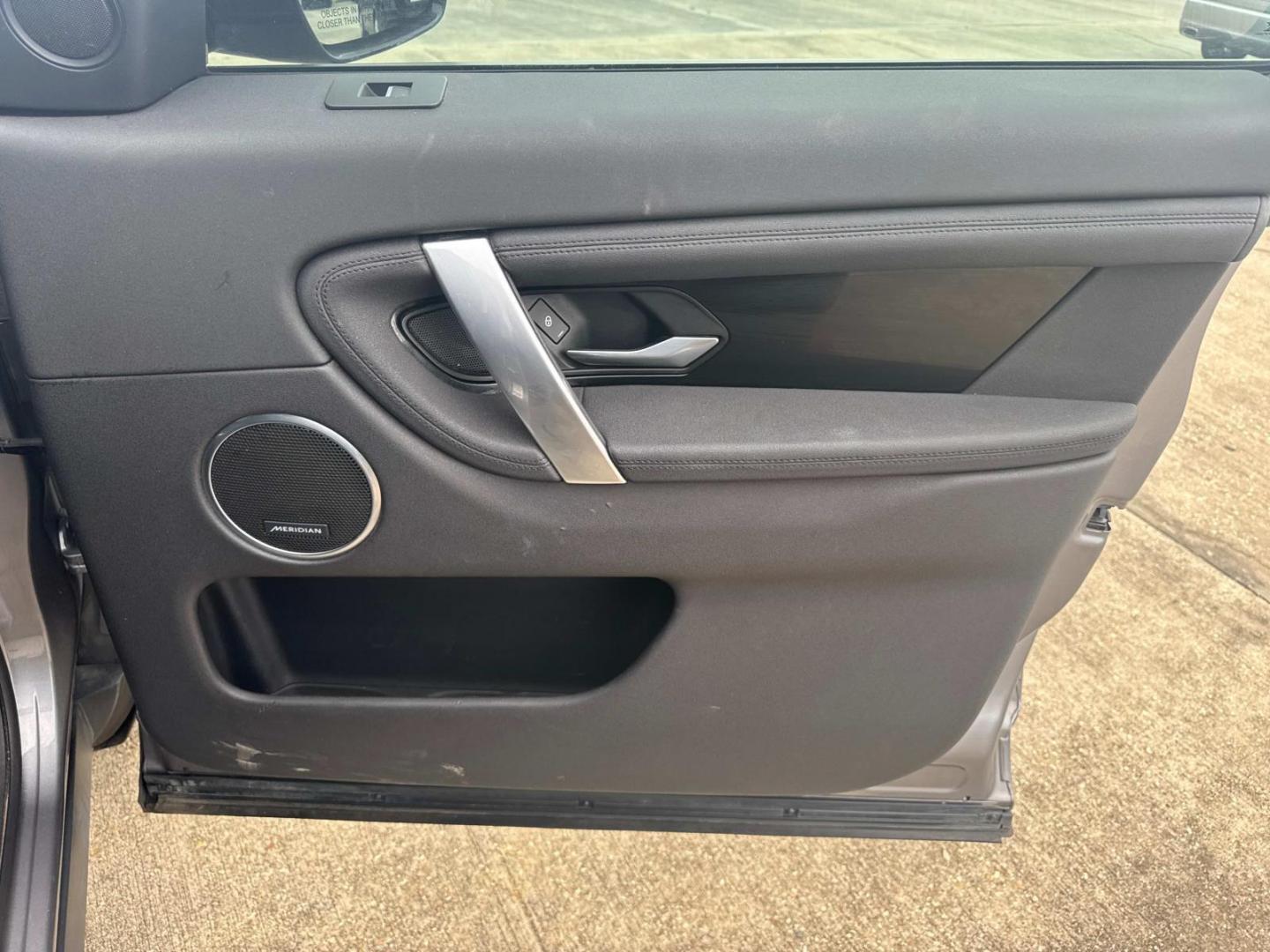 2020 Gray /Ebony Land Rover Discovery Sport S 4WD (SALCJ2FX4LH) , N/A transmission, located at 6904 Johnston St., Lafayette, LA, 70503, (337) 988-1960, 30.143589, -92.100601 - Photo#18
