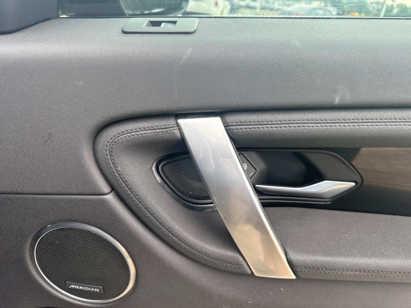 2020 Gray /Ebony Land Rover Discovery Sport S 4WD (SALCJ2FX4LH) , N/A transmission, located at 6904 Johnston St., Lafayette, LA, 70503, (337) 988-1960, 30.143589, -92.100601 - Photo#19