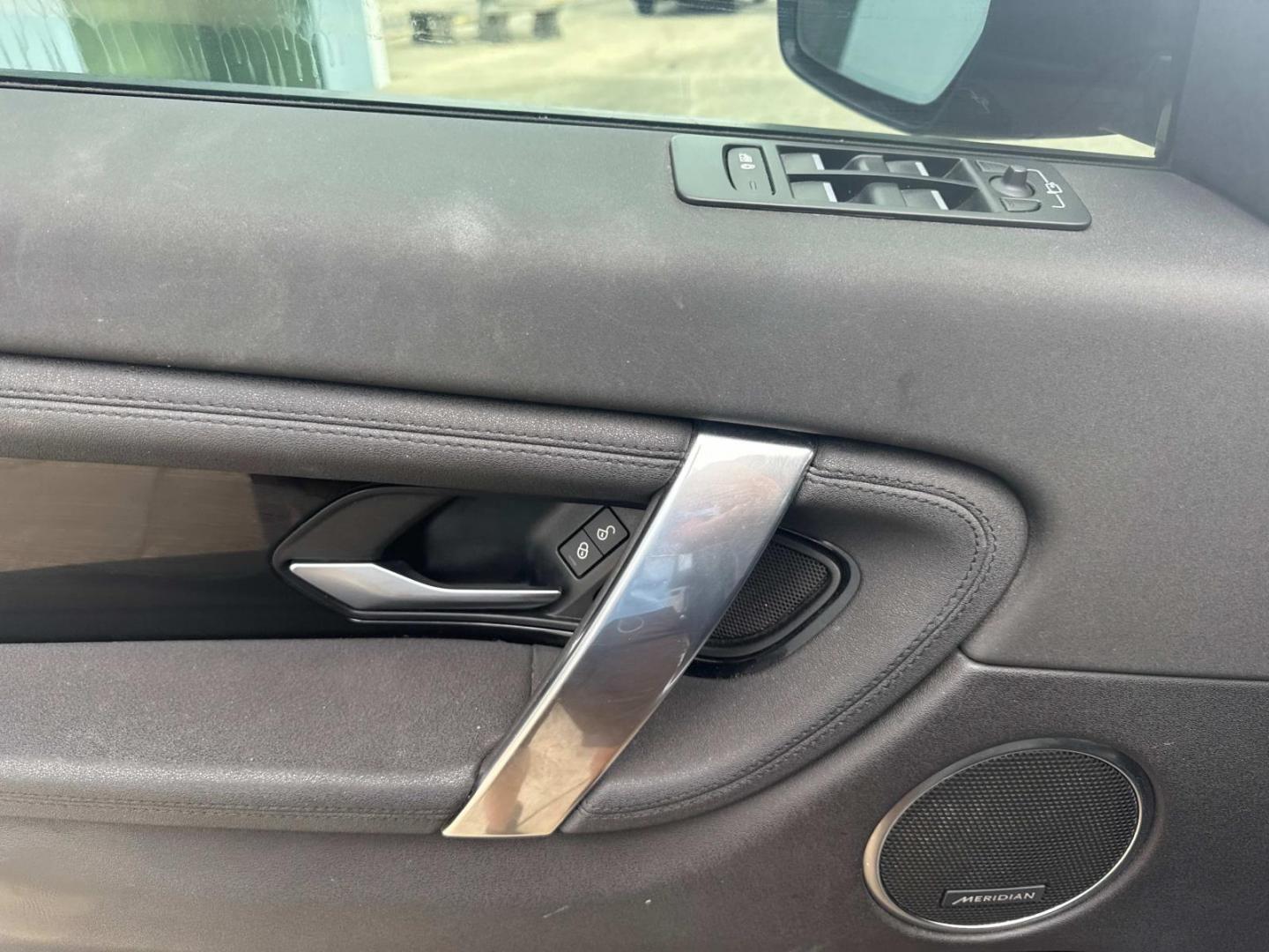 2020 Gray /Ebony Land Rover Discovery Sport S 4WD (SALCJ2FX4LH) , N/A transmission, located at 6904 Johnston St., Lafayette, LA, 70503, (337) 988-1960, 30.143589, -92.100601 - Photo#25