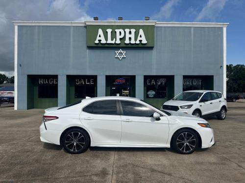 2020 Toyota Camry SE Auto (Natl)