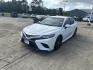 2020 White /Black Toyota Camry SE Auto (Natl) (4T1M11AK1LU) , Automatic transmission, located at 6904 Johnston St., Lafayette, LA, 70503, (337) 988-1960, 30.143589, -92.100601 - Photo#2
