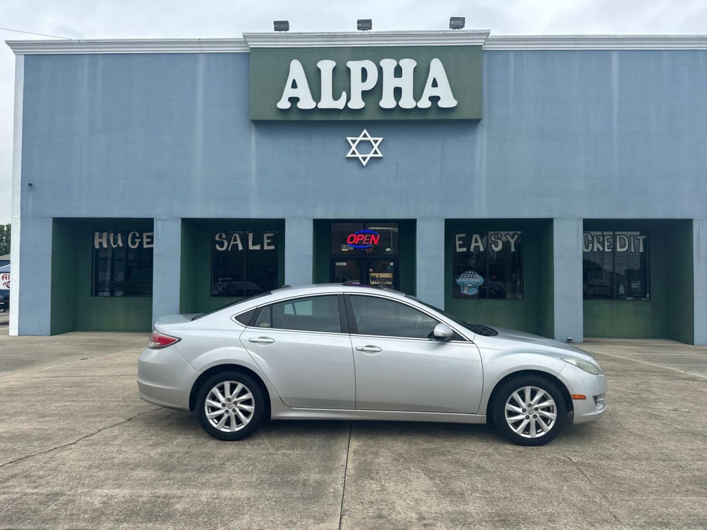 2011 Silver /Black Mazda MAZDA6 4dr Sdn Auto i Grand Touring (1YVHZ8CH4B5) , N/A transmission, located at 6904 Johnston St., Lafayette, LA, 70503, (337) 988-1960, 30.143589, -92.100601 - Photo#0