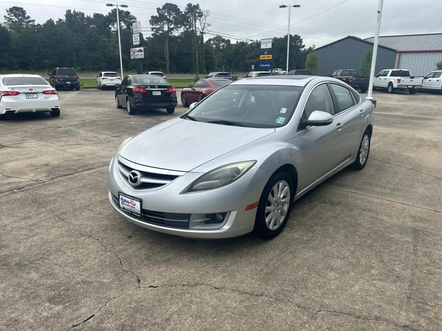 2011 Silver /Black Mazda MAZDA6 4dr Sdn Auto i Grand Touring (1YVHZ8CH4B5) , N/A transmission, located at 6904 Johnston St., Lafayette, LA, 70503, (337) 988-1960, 30.143589, -92.100601 - Photo#4