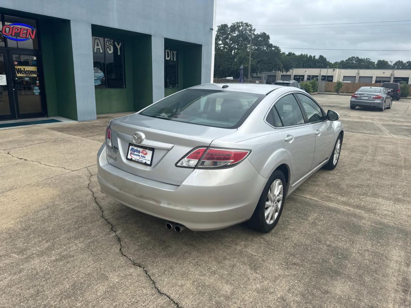 2011 Silver /Black Mazda MAZDA6 4dr Sdn Auto i Grand Touring (1YVHZ8CH4B5) , N/A transmission, located at 6904 Johnston St., Lafayette, LA, 70503, (337) 988-1960, 30.143589, -92.100601 - Photo#11
