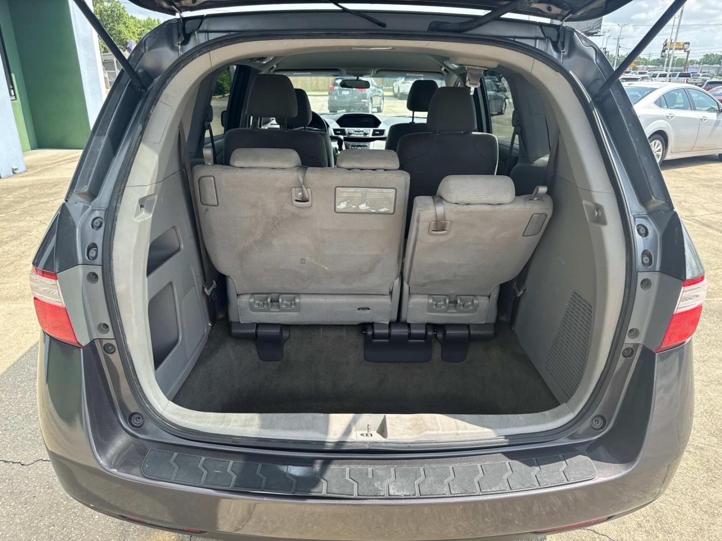 2013 Gray /Gray Honda Odyssey 5dr LX (5FNRL5H28DB) , N/A transmission, located at 6904 Johnston St., Lafayette, LA, 70503, (337) 988-1960, 30.143589, -92.100601 - Photo#13
