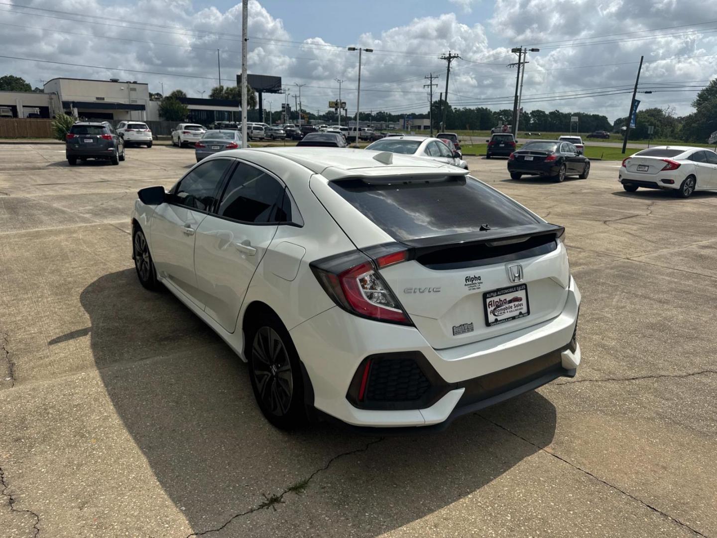 2017 White /Black Honda Civic Hatchback EX CVT (SHHFK7H50HU) , Automatic transmission, located at 6904 Johnston St., Lafayette, LA, 70503, (337) 988-1960, 30.143589, -92.100601 - Photo#7
