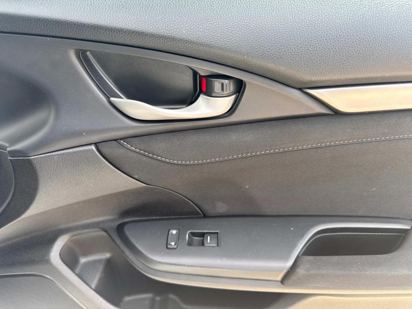 2017 White /Black Honda Civic Hatchback EX CVT (SHHFK7H50HU) , Automatic transmission, located at 6904 Johnston St., Lafayette, LA, 70503, (337) 988-1960, 30.143589, -92.100601 - Photo#19