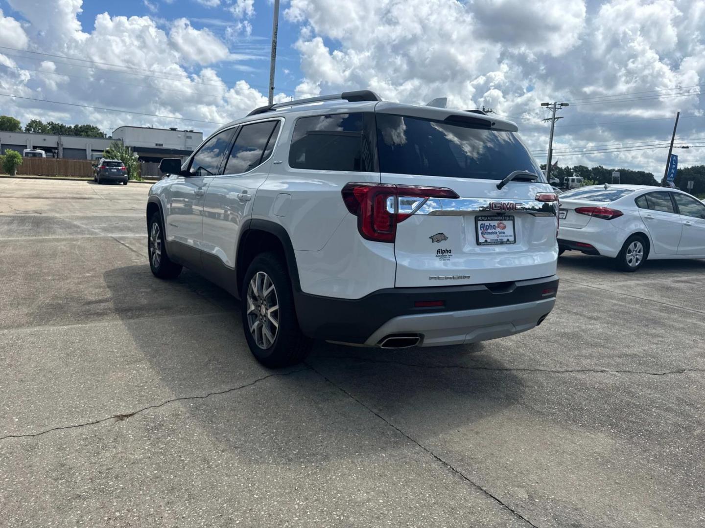 2021 White /Black GMC Acadia FWD 4dr SLT (1GKKNMLSXMZ) , N/A transmission, located at 6904 Johnston St., Lafayette, LA, 70503, (337) 988-1960, 30.143589, -92.100601 - Photo#8