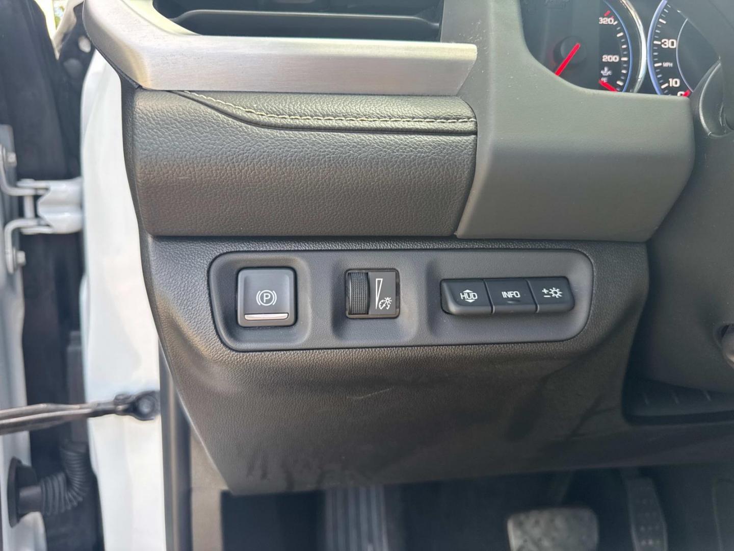 2021 White /Black GMC Acadia FWD 4dr SLT (1GKKNMLSXMZ) , N/A transmission, located at 6904 Johnston St., Lafayette, LA, 70503, (337) 988-1960, 30.143589, -92.100601 - Photo#32