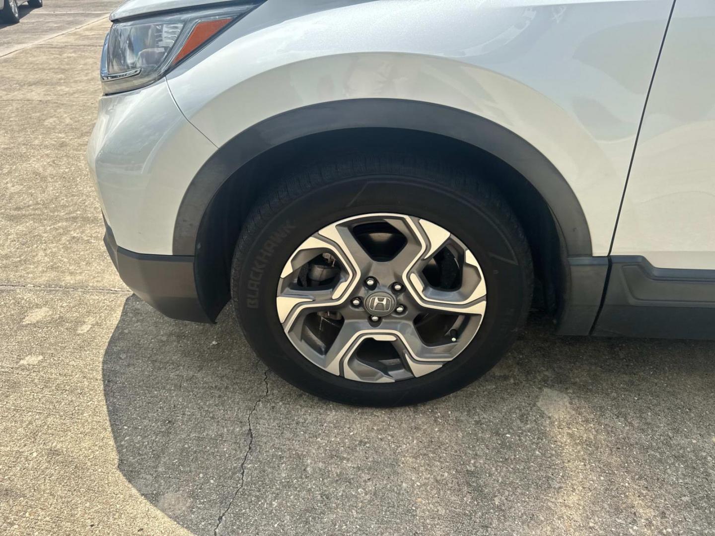 2019 White /Ivory Honda CR-V EX-L 2WD (2HKRW1H82KH) , Automatic transmission, located at 6904 Johnston St., Lafayette, LA, 70503, (337) 988-1960, 30.143589, -92.100601 - Photo#7